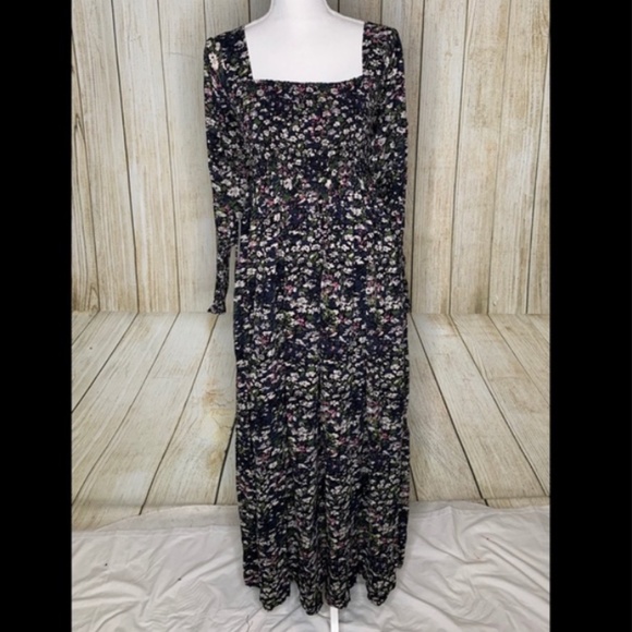 Ganni Shirred floral georgette maxi dress - Picture 3 of 7
